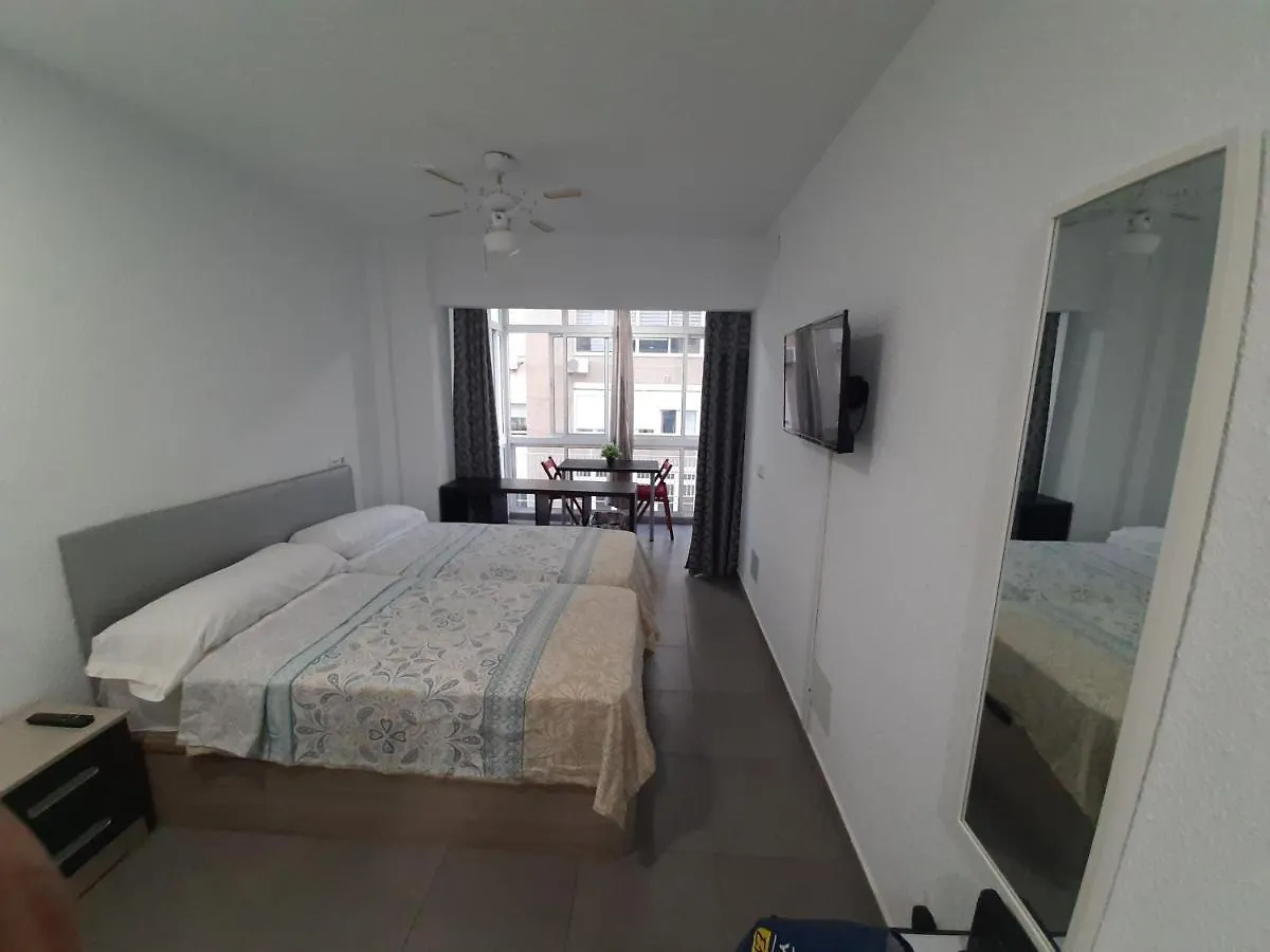 Apartamento Malaga Port 0*,