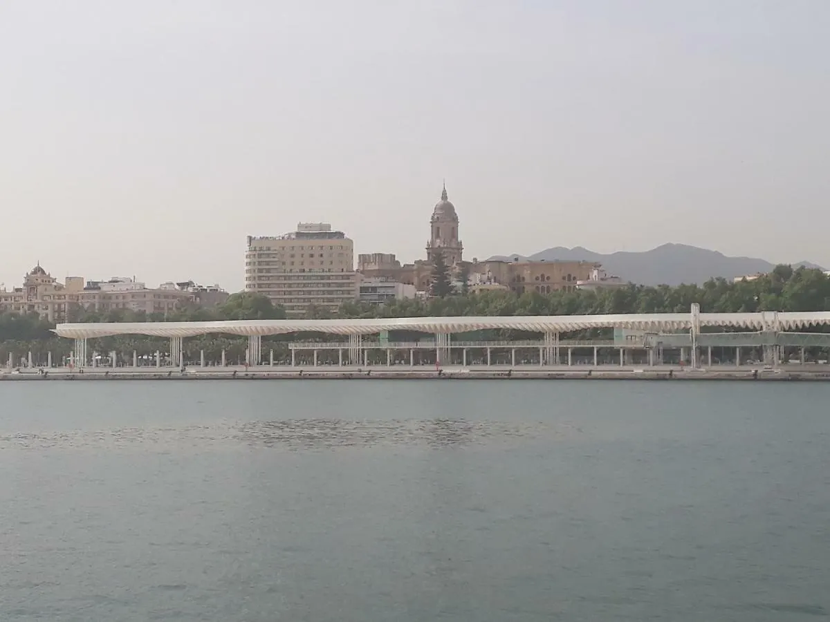 Apartamento Malaga Port דירה